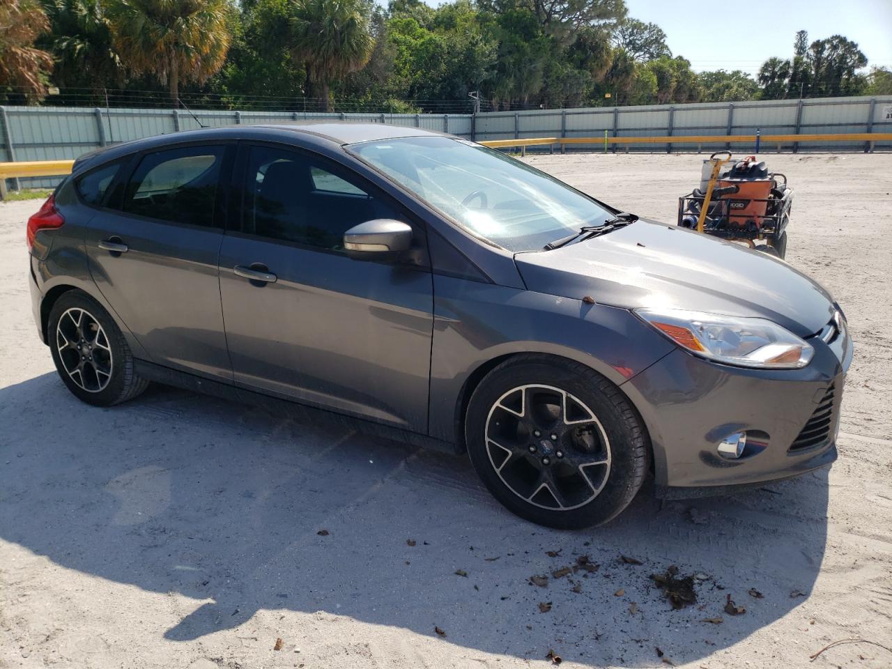 2012 Ford Focus Se vin: 1FAHP3K26CL390576