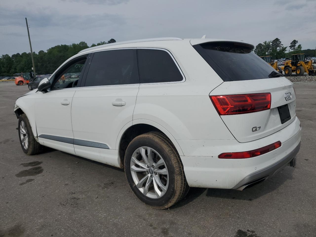 WA1LAAF7XJD005490 2018 Audi Q7 Premium Plus