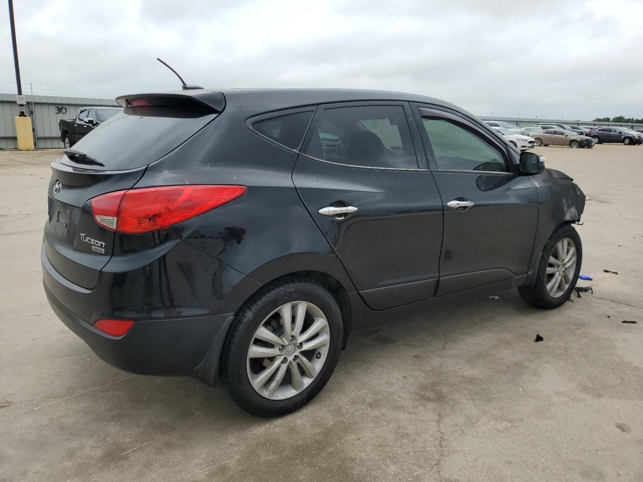 KM8JU3AC5DU564708 2013 Hyundai Tucson Gls