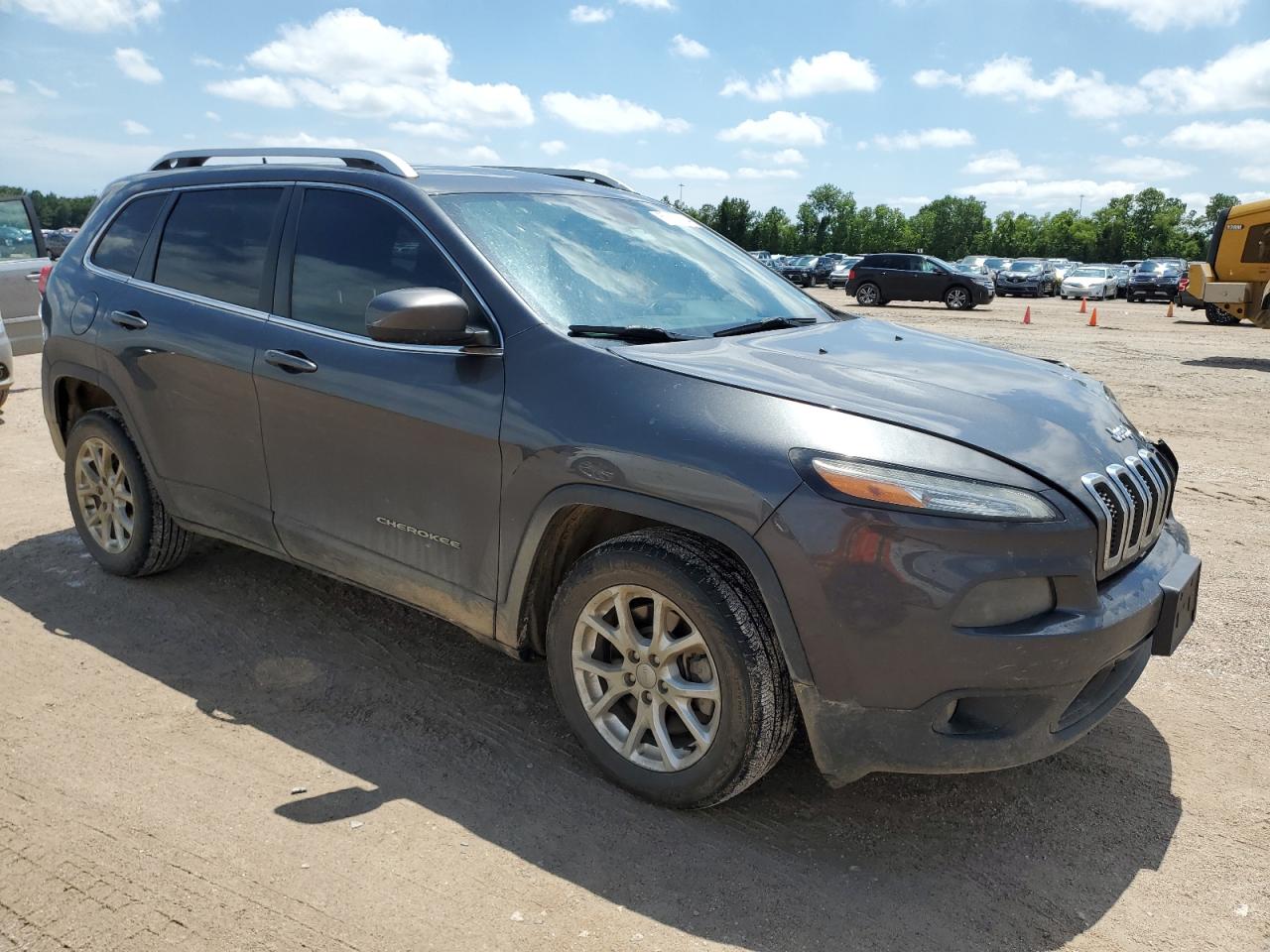 1C4PJLCB8GW136992 2016 Jeep Cherokee Latitude