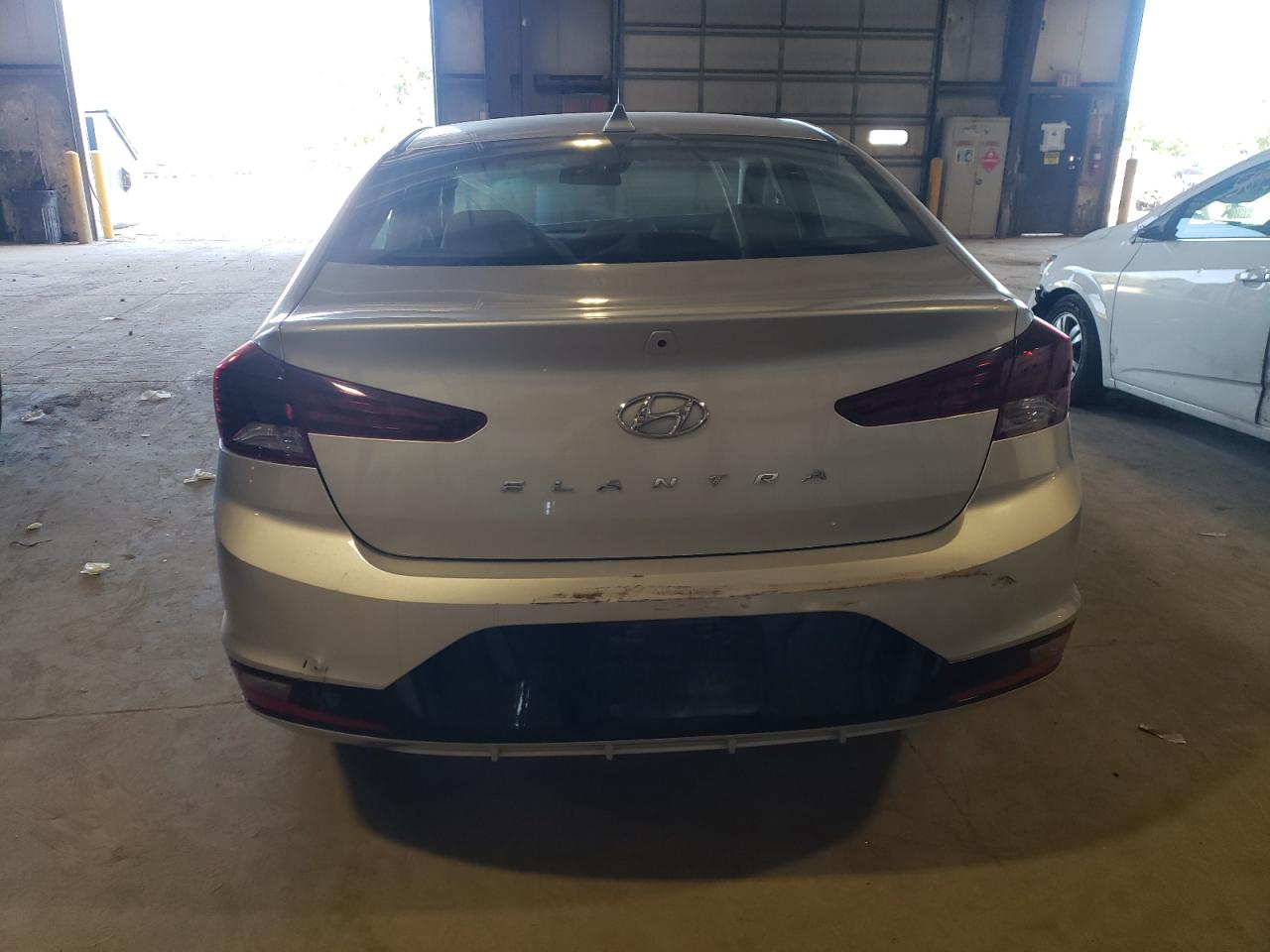5NPD84LF2KH412282 2019 Hyundai Elantra Sel