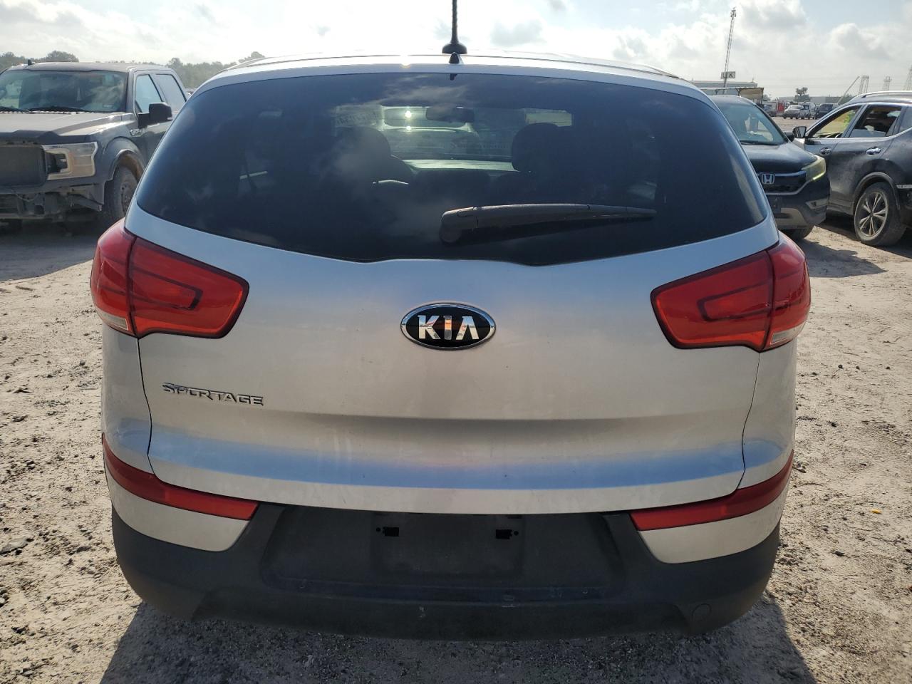 KNDPB3AC4G7847821 2016 Kia Sportage Lx