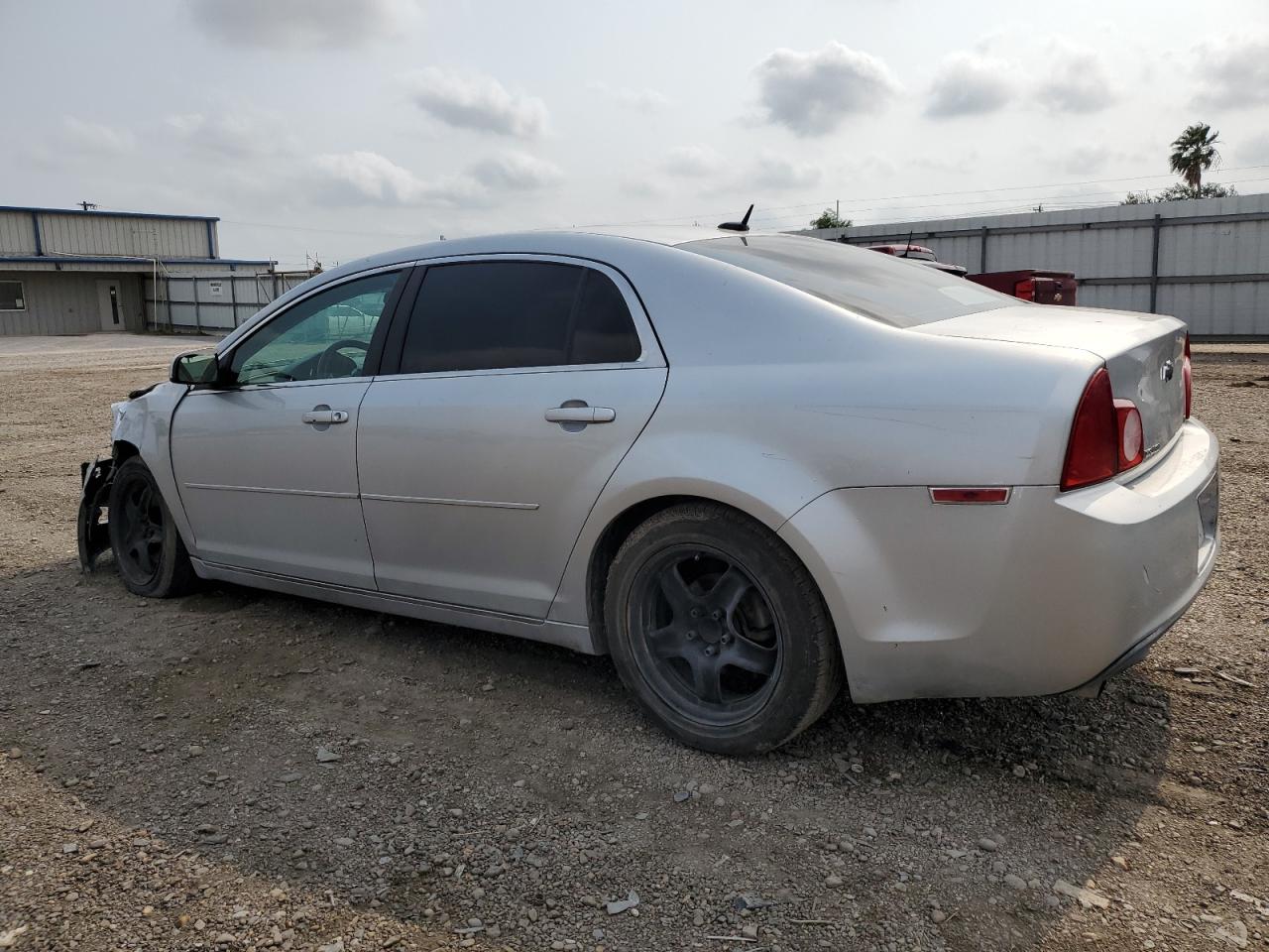 1G1ZC5EB2AF249252 2010 Chevrolet Malibu 1Lt