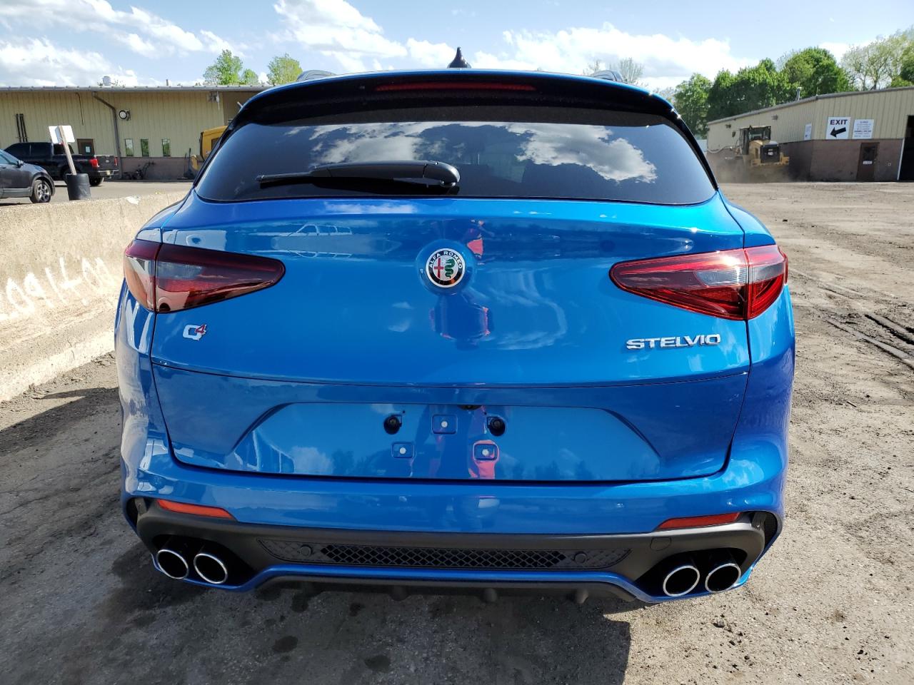 ZASPAKEV7P7D65635 2023 Alfa Romeo Stelvio Quadrifoglio