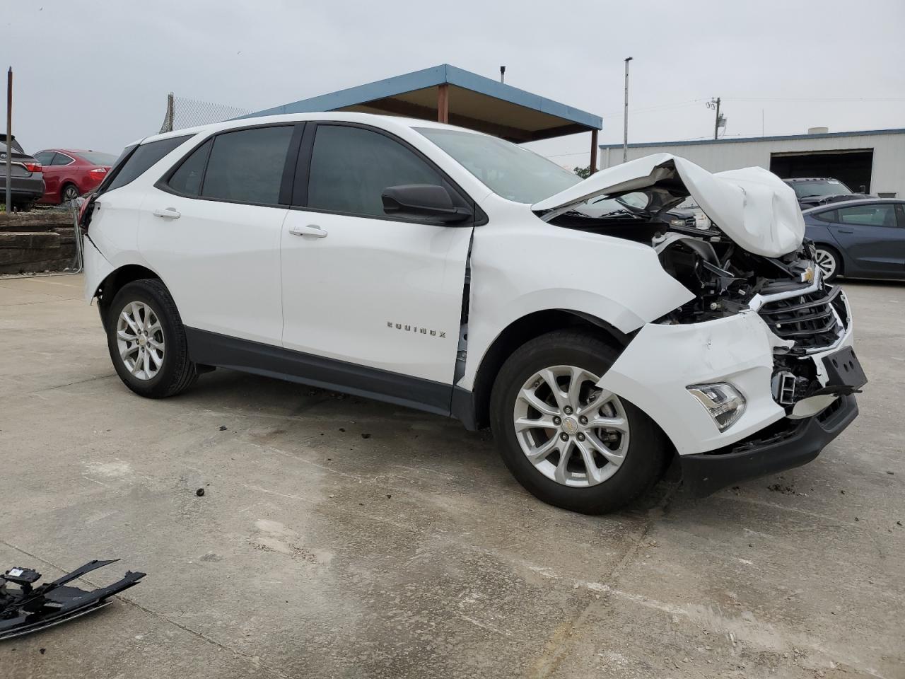 2GNAXHEV1J6121946 2018 Chevrolet Equinox Ls