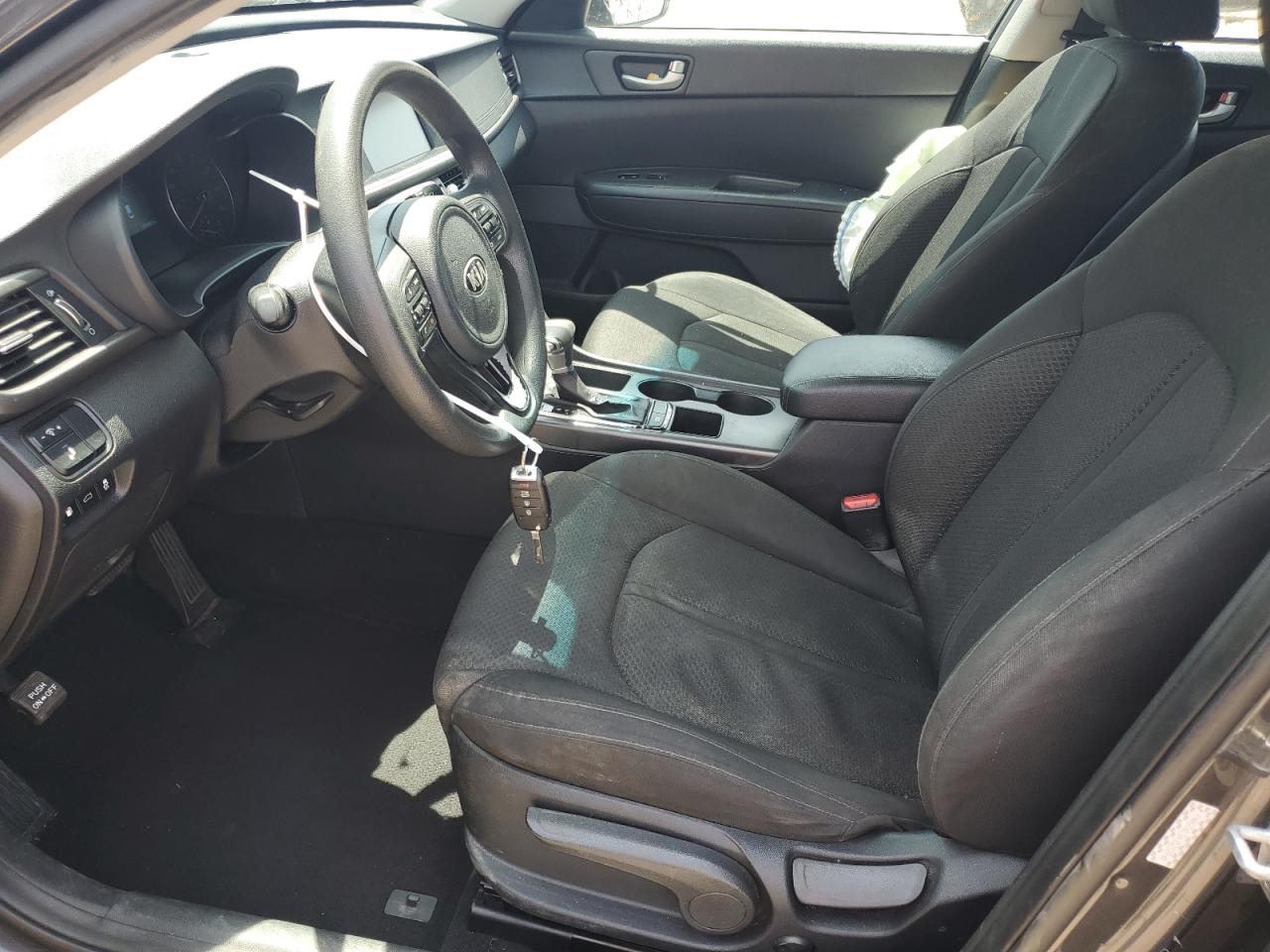 KNAGT4L34J5212940 2018 Kia Optima Lx