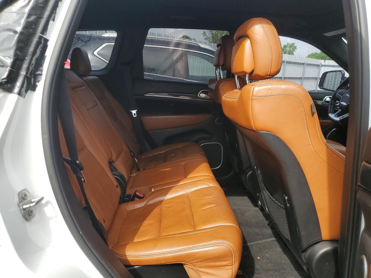 1C4RJFDJ1FC124439 2015 Jeep Grand Cherokee Srt-8