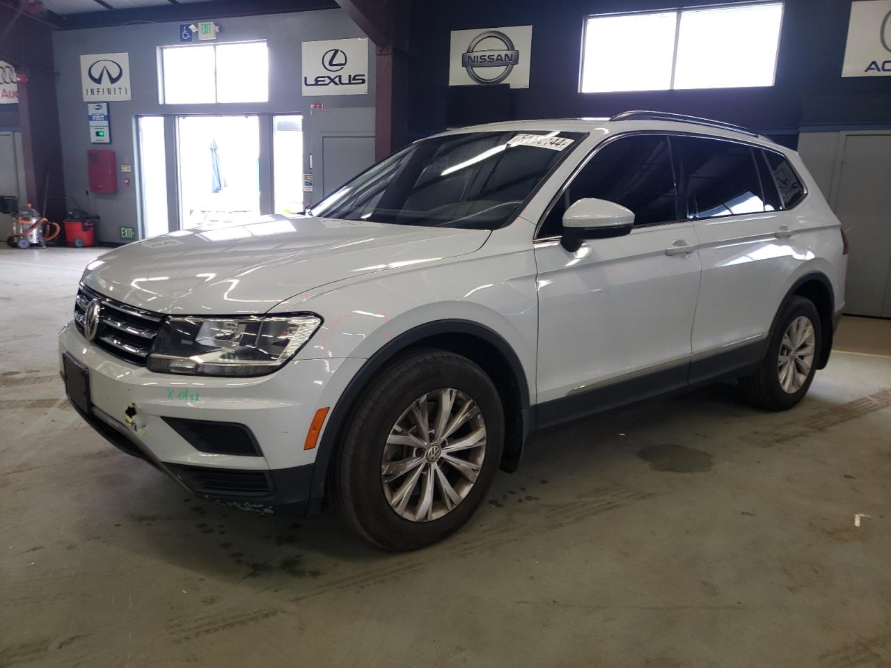 3VV2B7AX8JM124573 2018 Volkswagen Tiguan Se