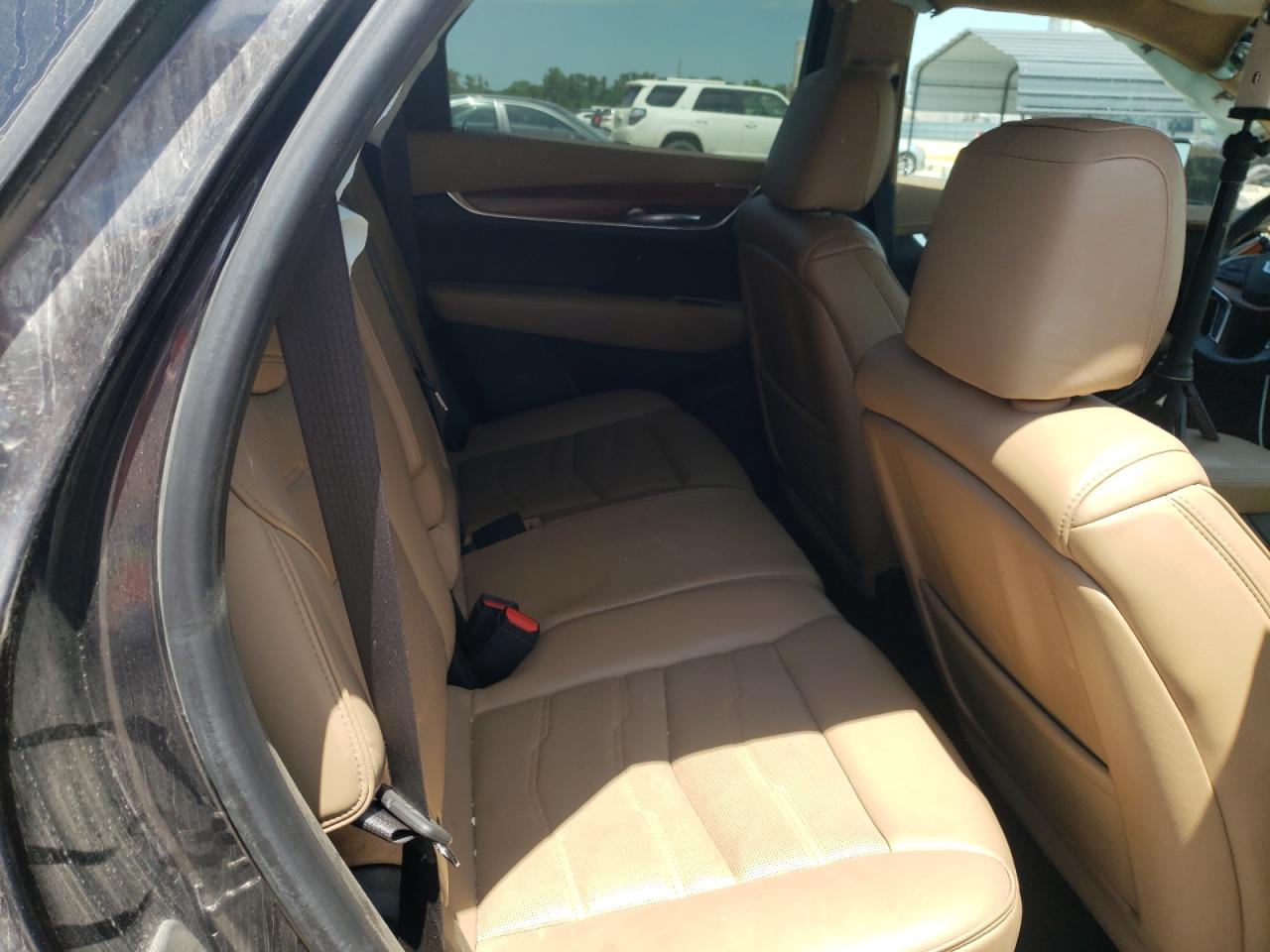 1GYKNFRS3HZ291273 2017 Cadillac Xt5 Platinum