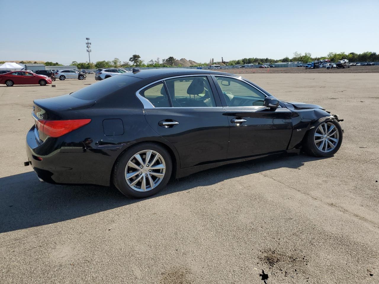 JN1EV7AR1GM345086 2016 Infiniti Q50 Premium