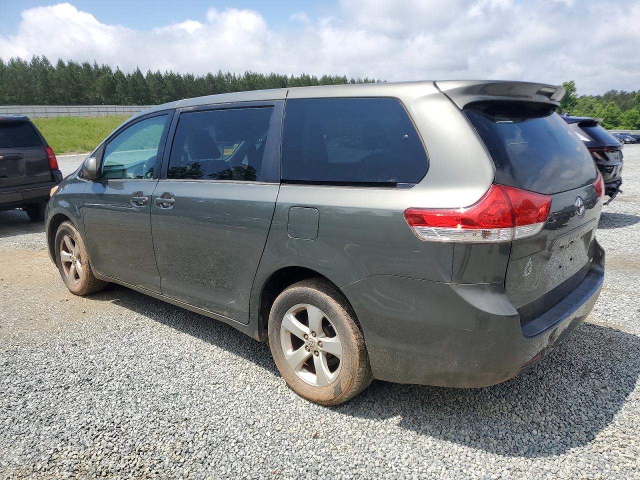 5TDKA3DC3CS013807 2012 Toyota Sienna Base