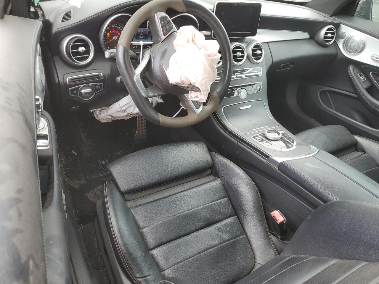 WDDWJ4JB4JF657712 2018 Mercedes-Benz C 300