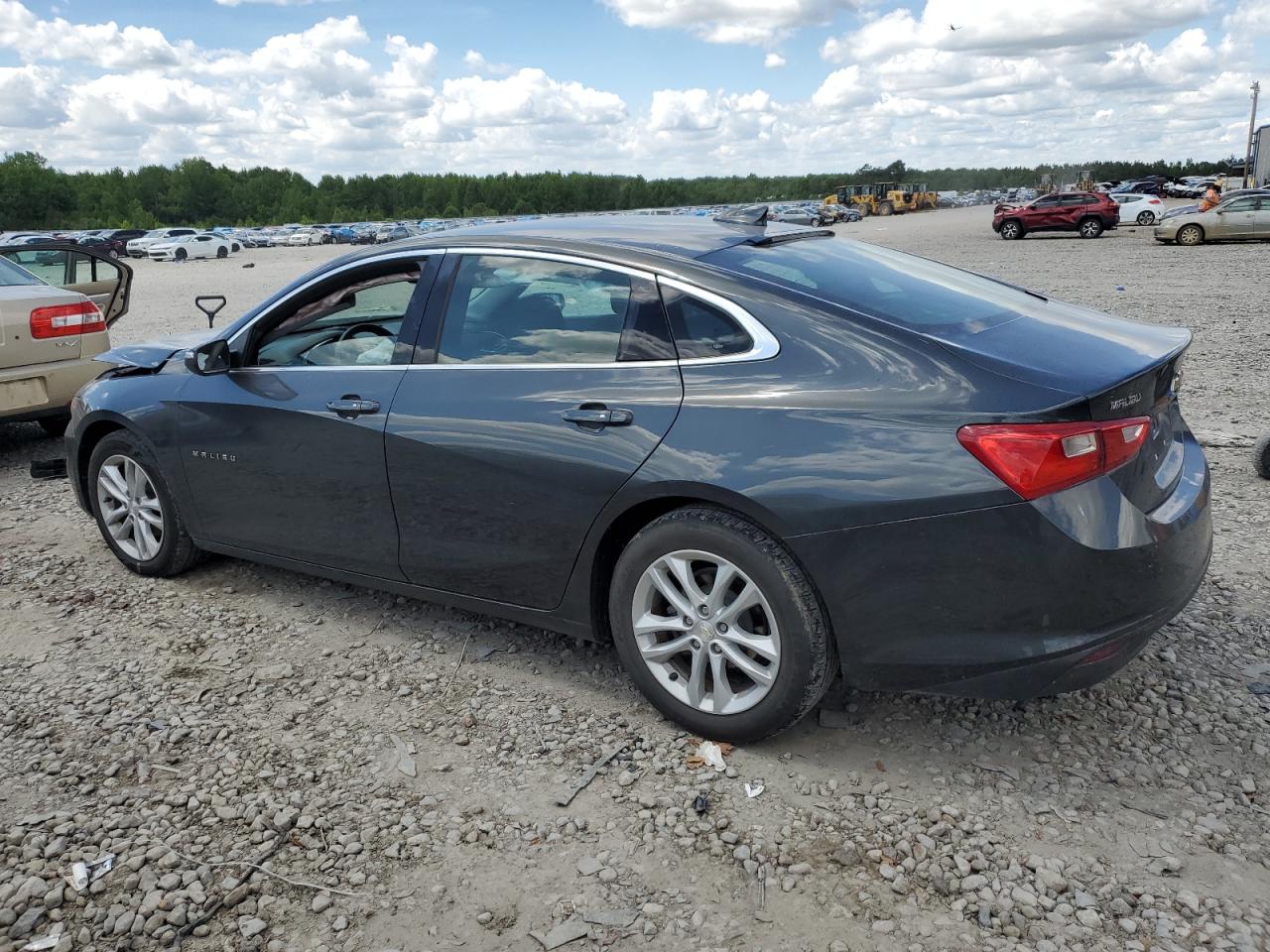 1G1ZD5ST6JF233632 2018 Chevrolet Malibu Lt