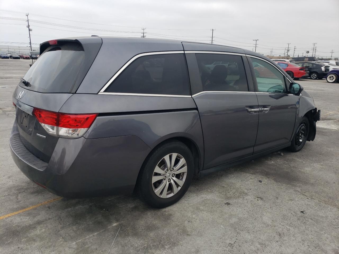 5FNRL5H37GB048570 2016 Honda Odyssey Se