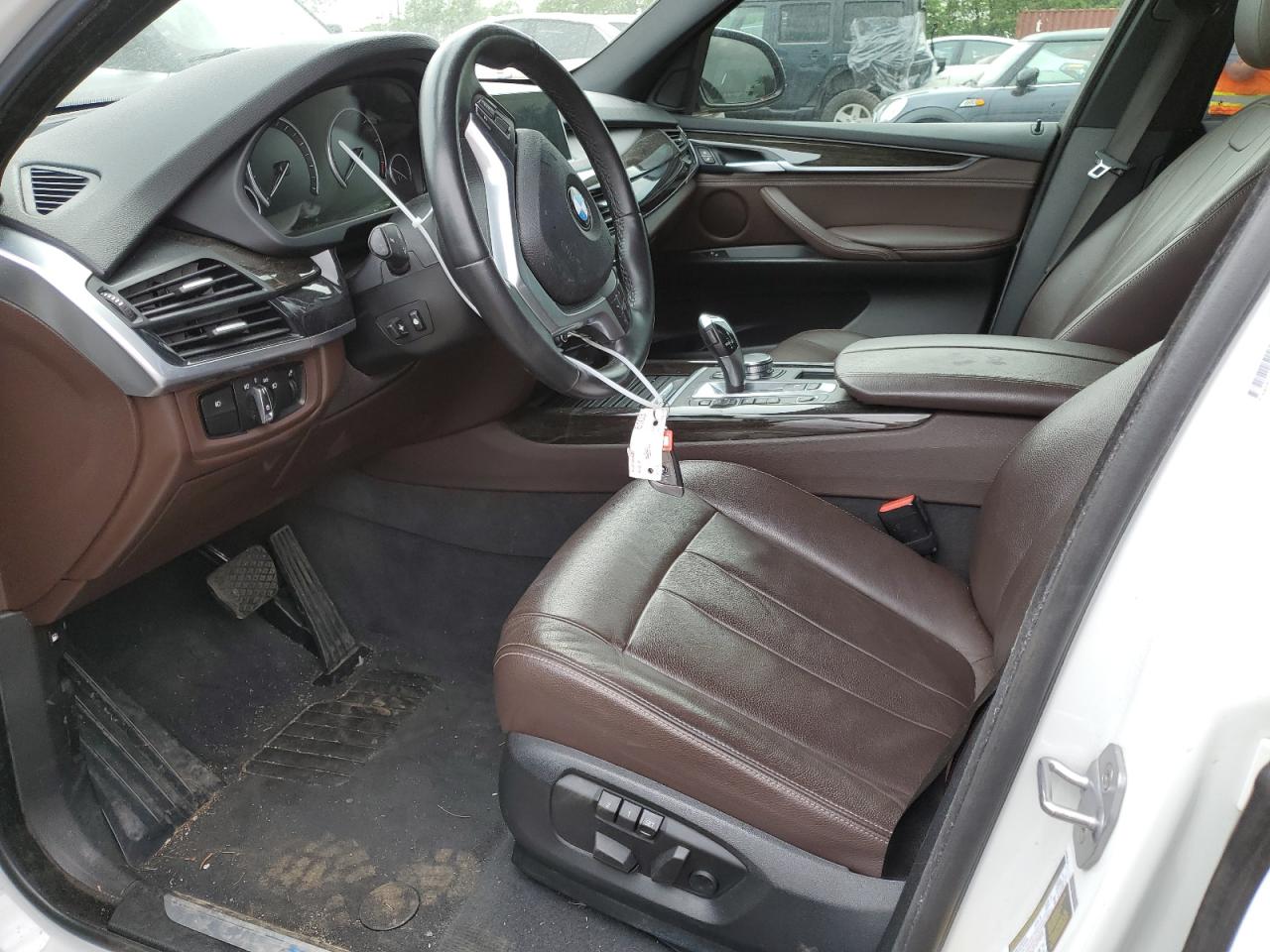 5UXKT0C57J0W00859 2018 BMW X5 Xdr40E