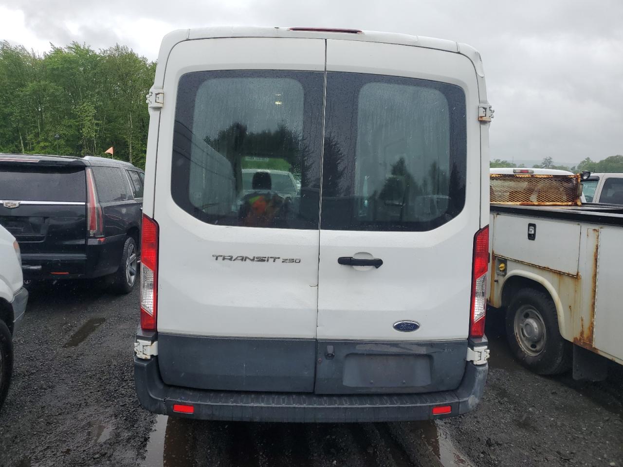 1FTYR1CM2HKA44112 2017 Ford Transit T-250