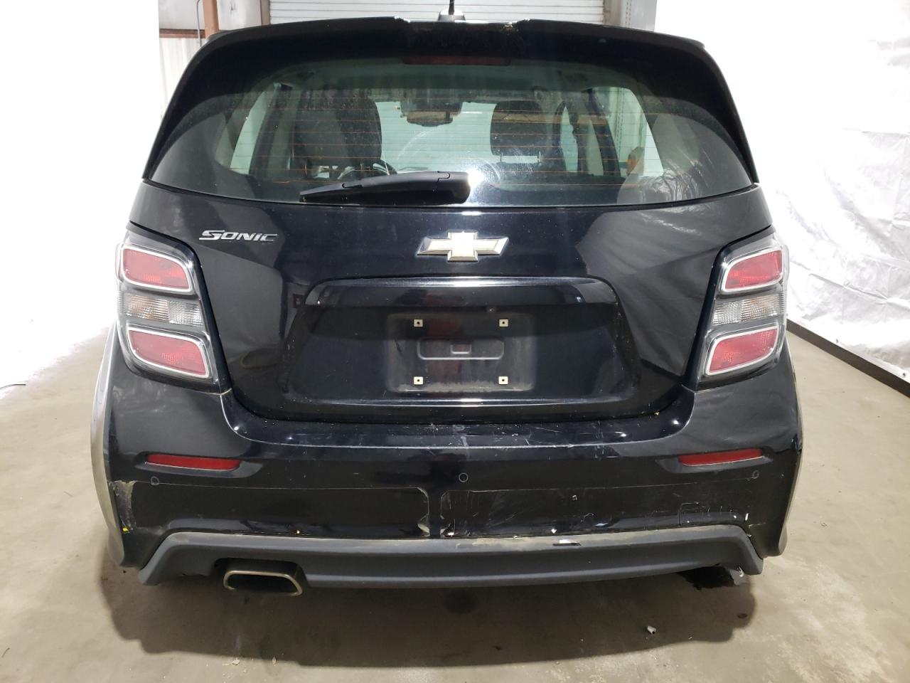 1G1JG6SB5K4137683 2019 Chevrolet Sonic