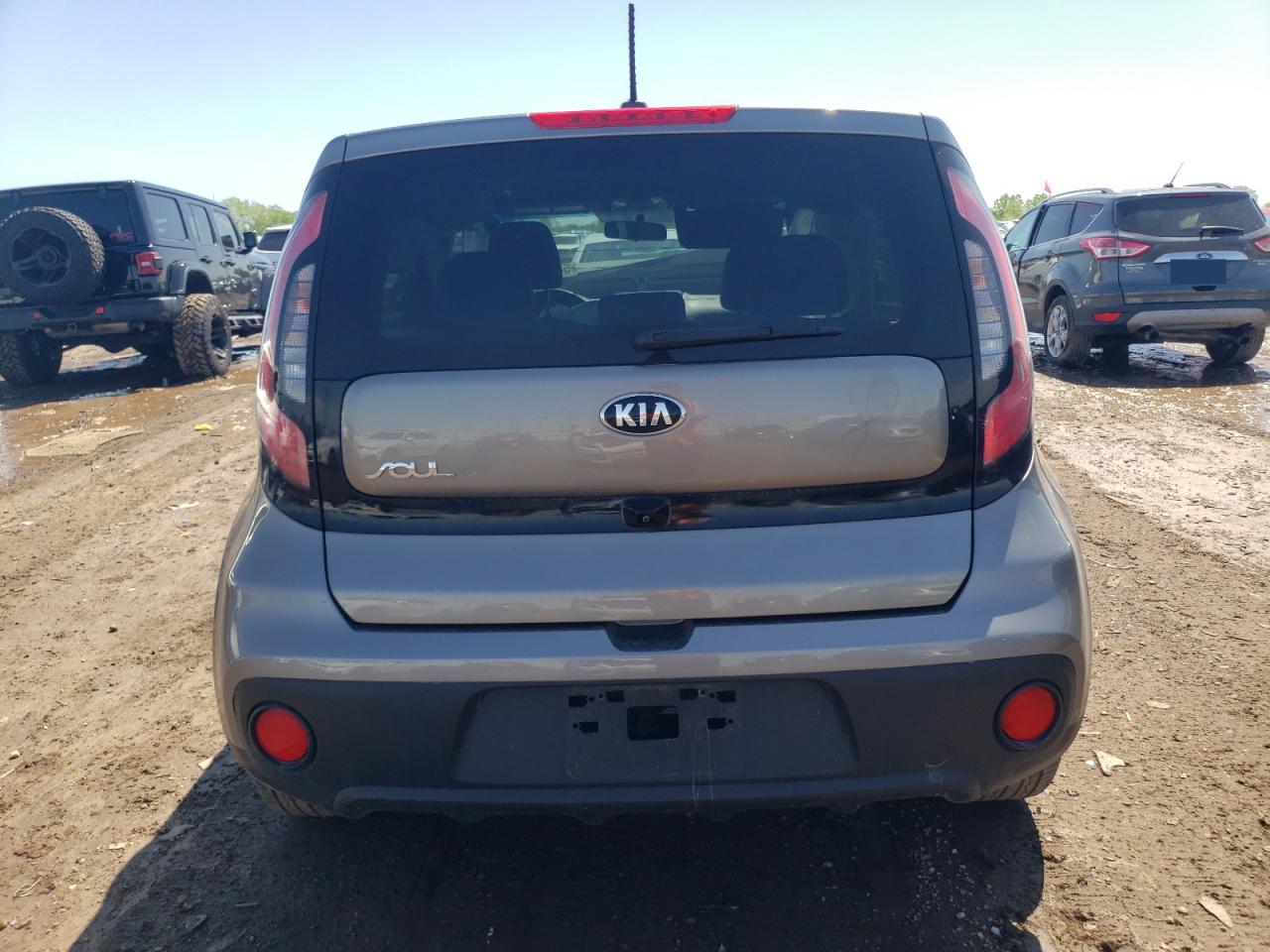 KNDJN2A23K7685221 2019 Kia Soul