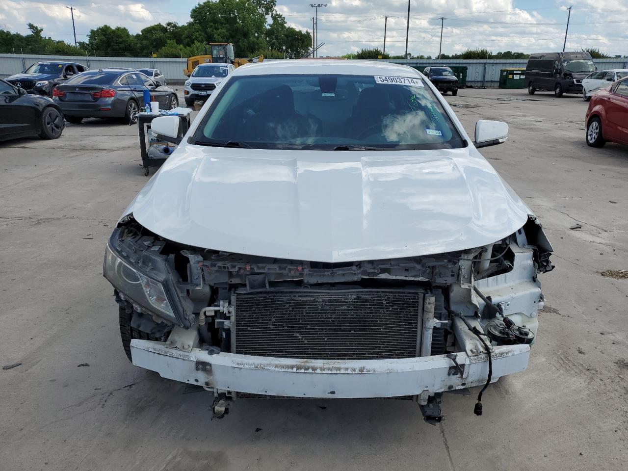 2G1105S32J9145100 2018 Chevrolet Impala Lt