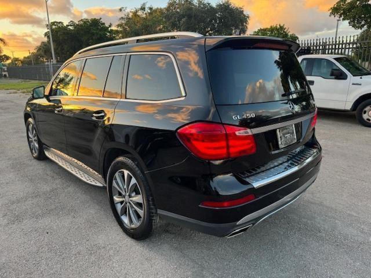 2015 Mercedes-Benz Gl 450 4Matic vin: 4JGDF6EEXFA502827