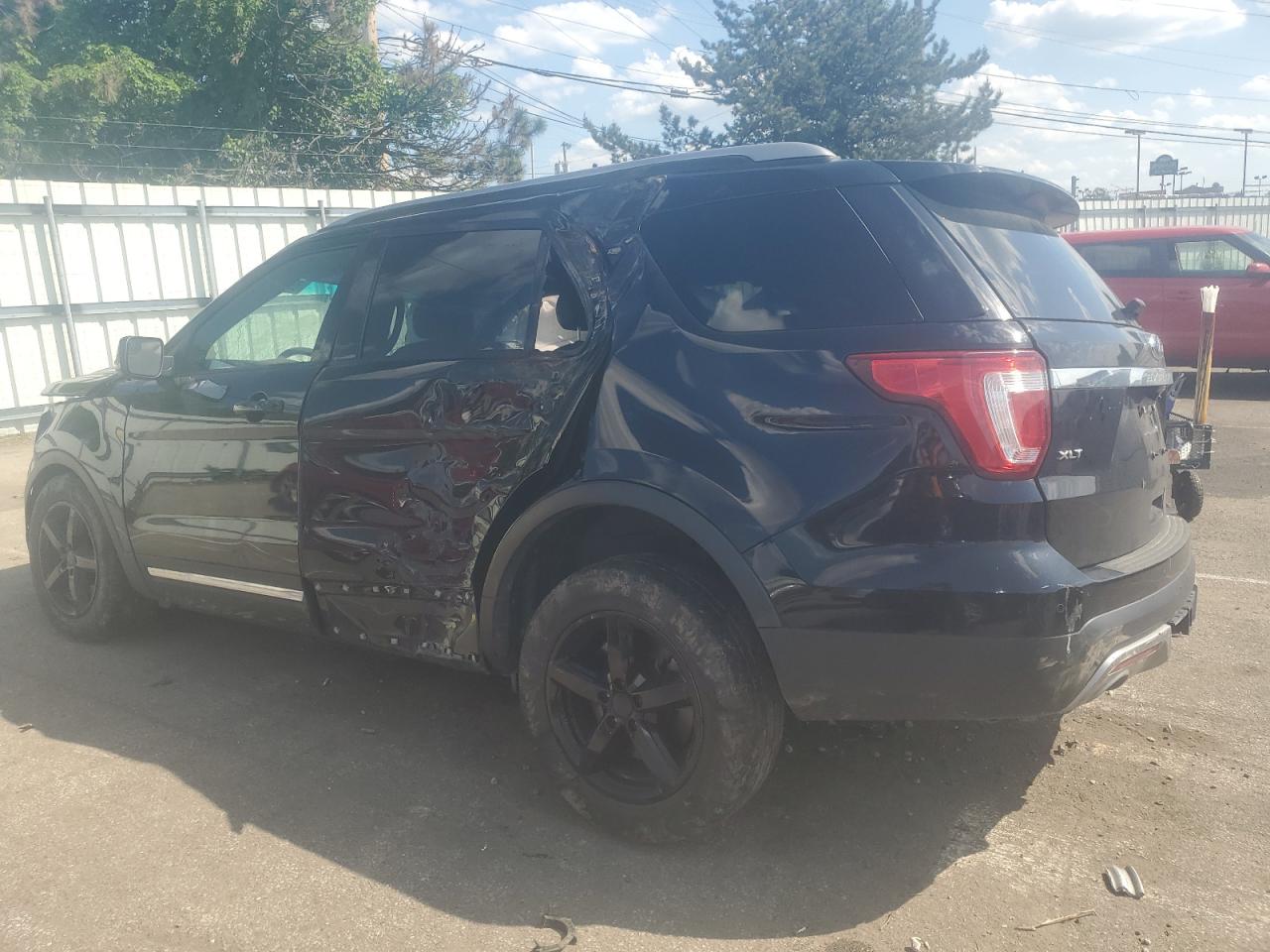 1FM5K8D89GGA94651 2016 Ford Explorer Xlt