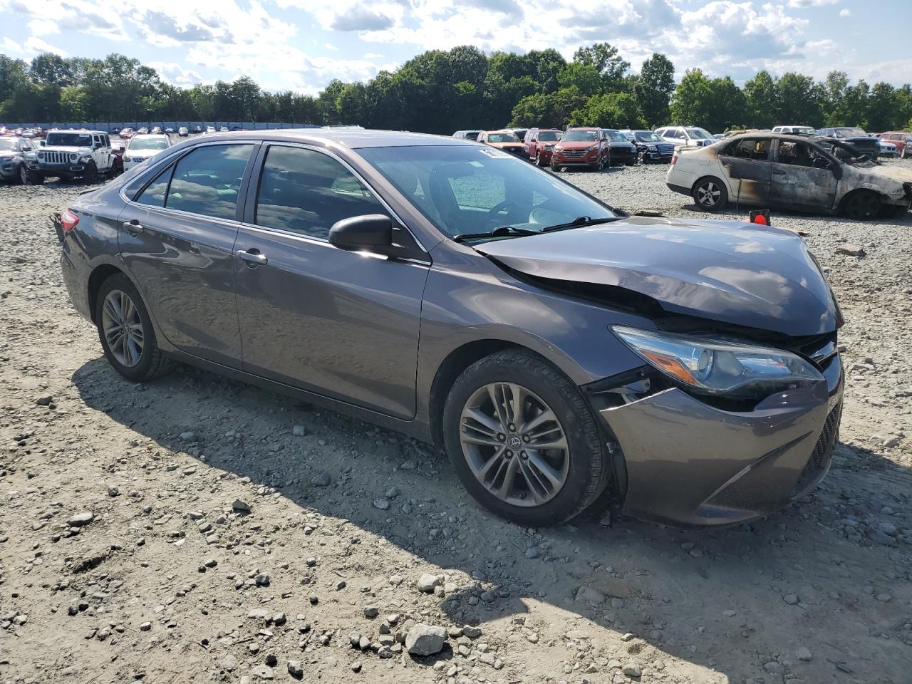 4T1BF1FK5GU258261 2016 Toyota Camry Le