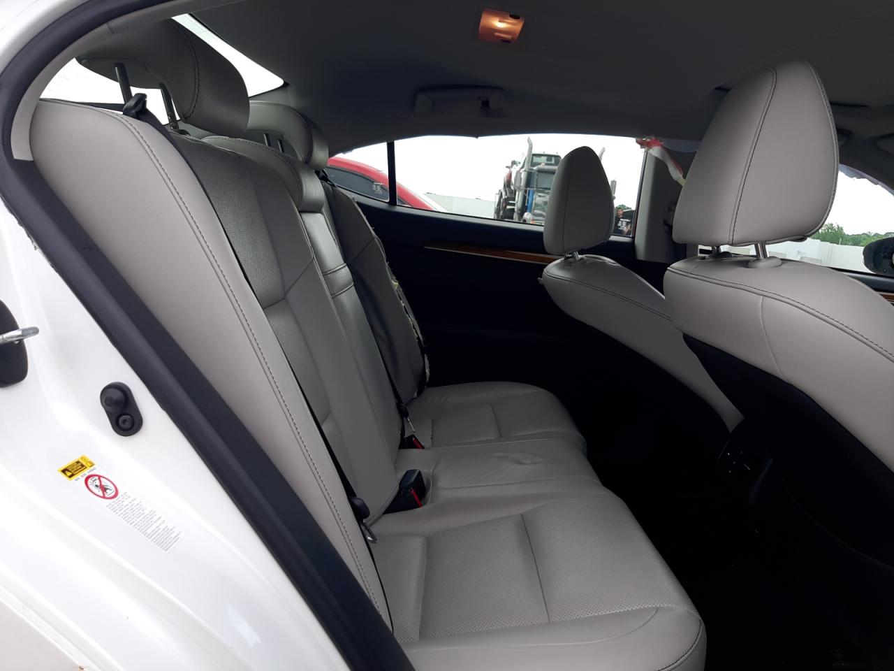 JTHBW1GG5D2016204 2013 Lexus Es 300H