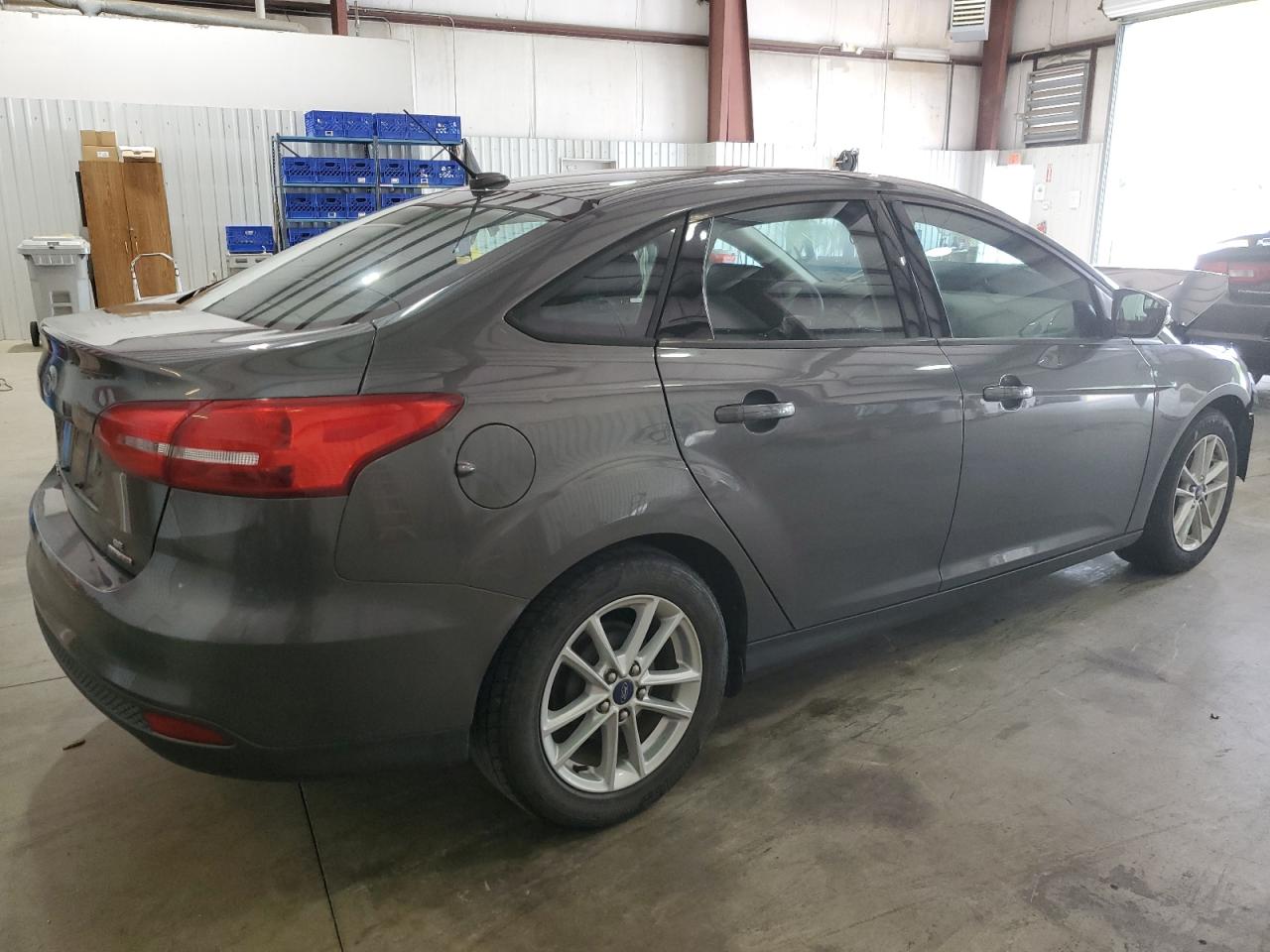 1FADP3F29FL357052 2015 Ford Focus Se