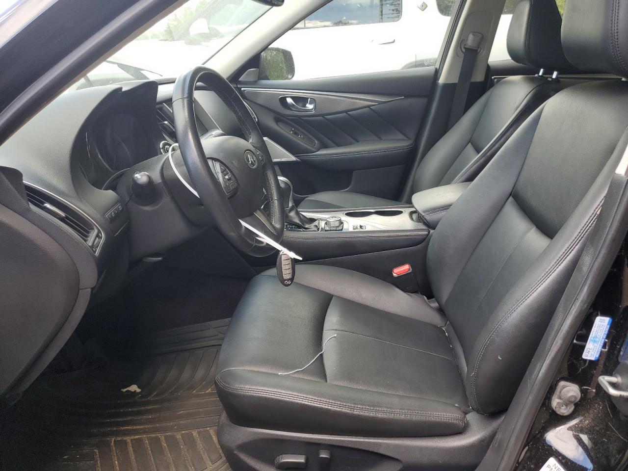 JN1EV7AP5HM736631 2017 Infiniti Q50 Premium