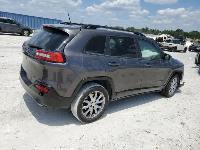 2018 Jeep Cherokee Latitude VIN: 1C4PJLCX3JD612631 Lot: 54048994