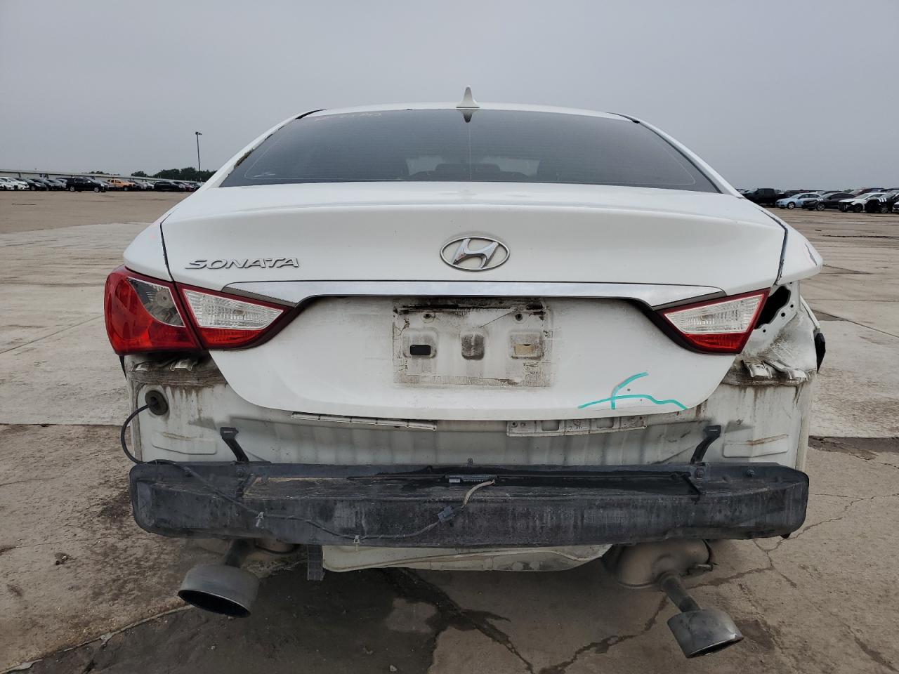 5NPEC4AC6BH041235 2011 Hyundai Sonata Se