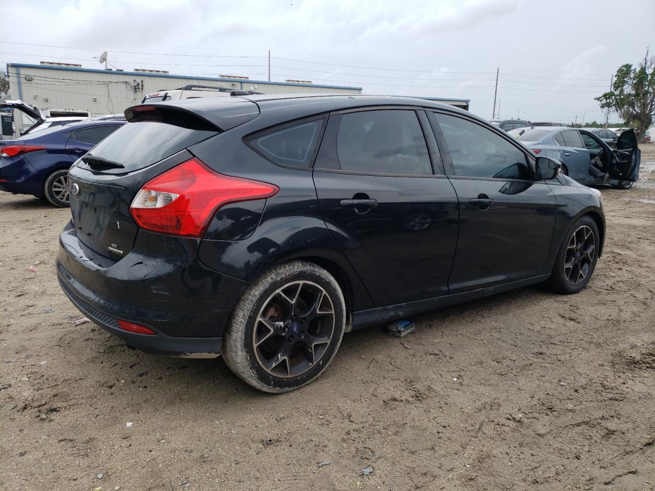 1FADP3K24EL115287 2014 Ford Focus Se