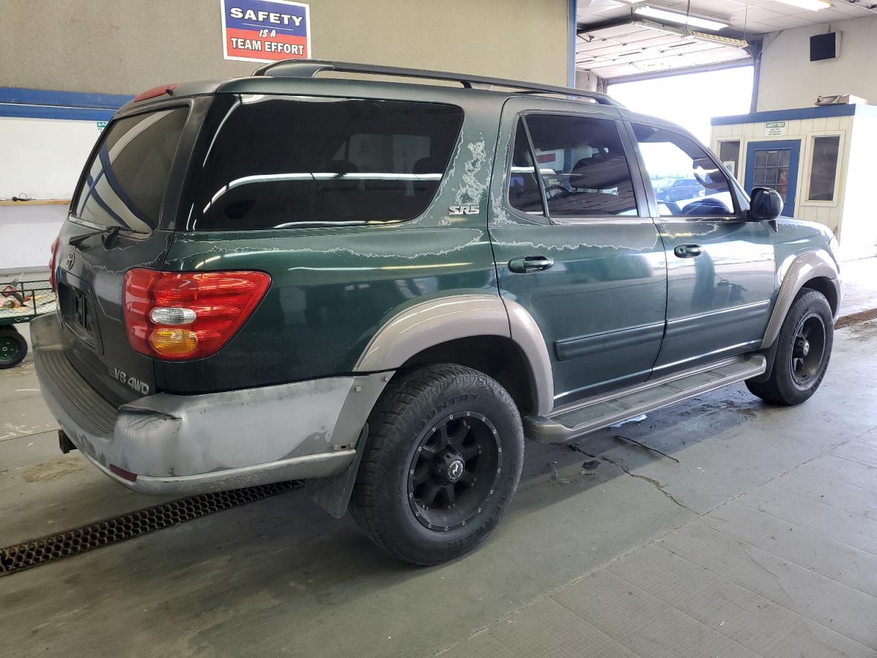 5TDBT44A41S014430 2001 Toyota Sequoia Sr5