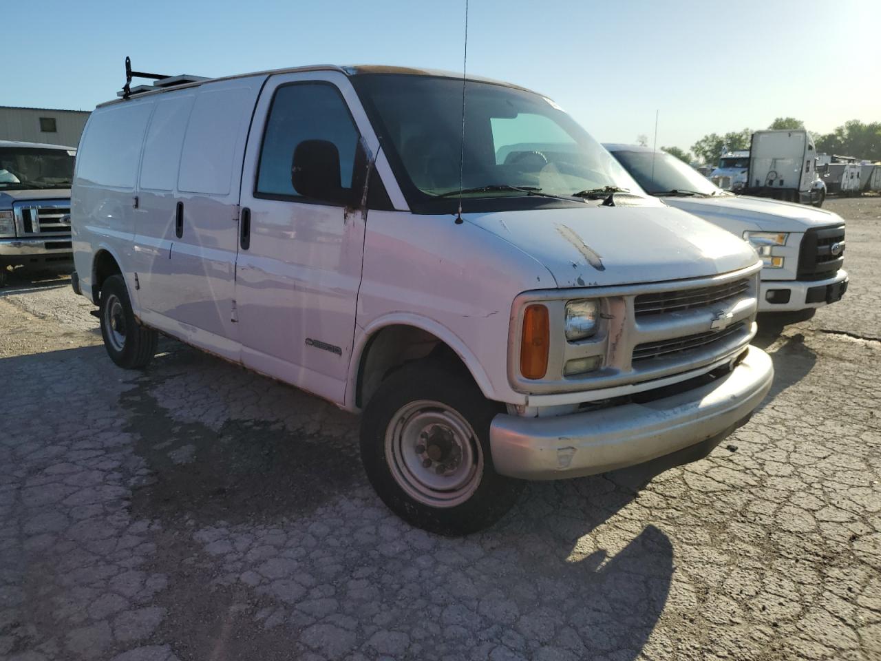 1GCGG25R721177106 2002 Chevrolet Express G2500