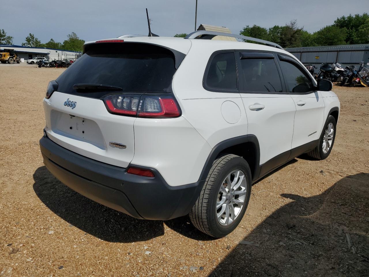 2020 Jeep Cherokee Latitude vin: 1C4PJLCB0LD556185