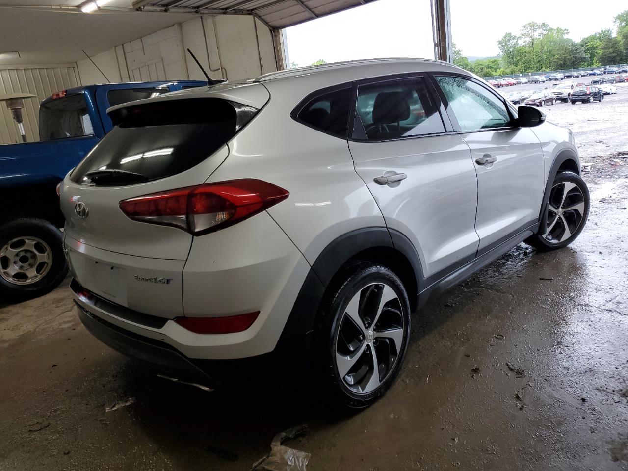 2016 Hyundai Tucson Limited vin: KM8J33A29GU162639