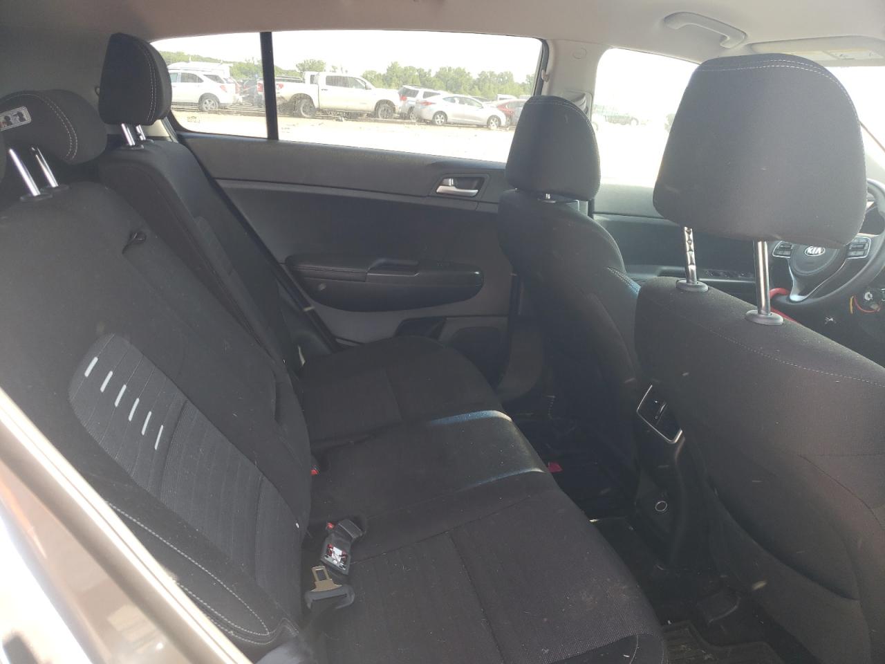 KNDPM3AC8H7079515 2017 Kia Sportage Lx