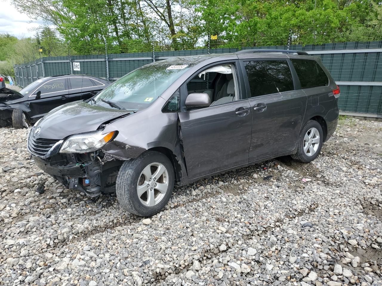 5TDKK3DC4CS262212 2012 Toyota Sienna Le