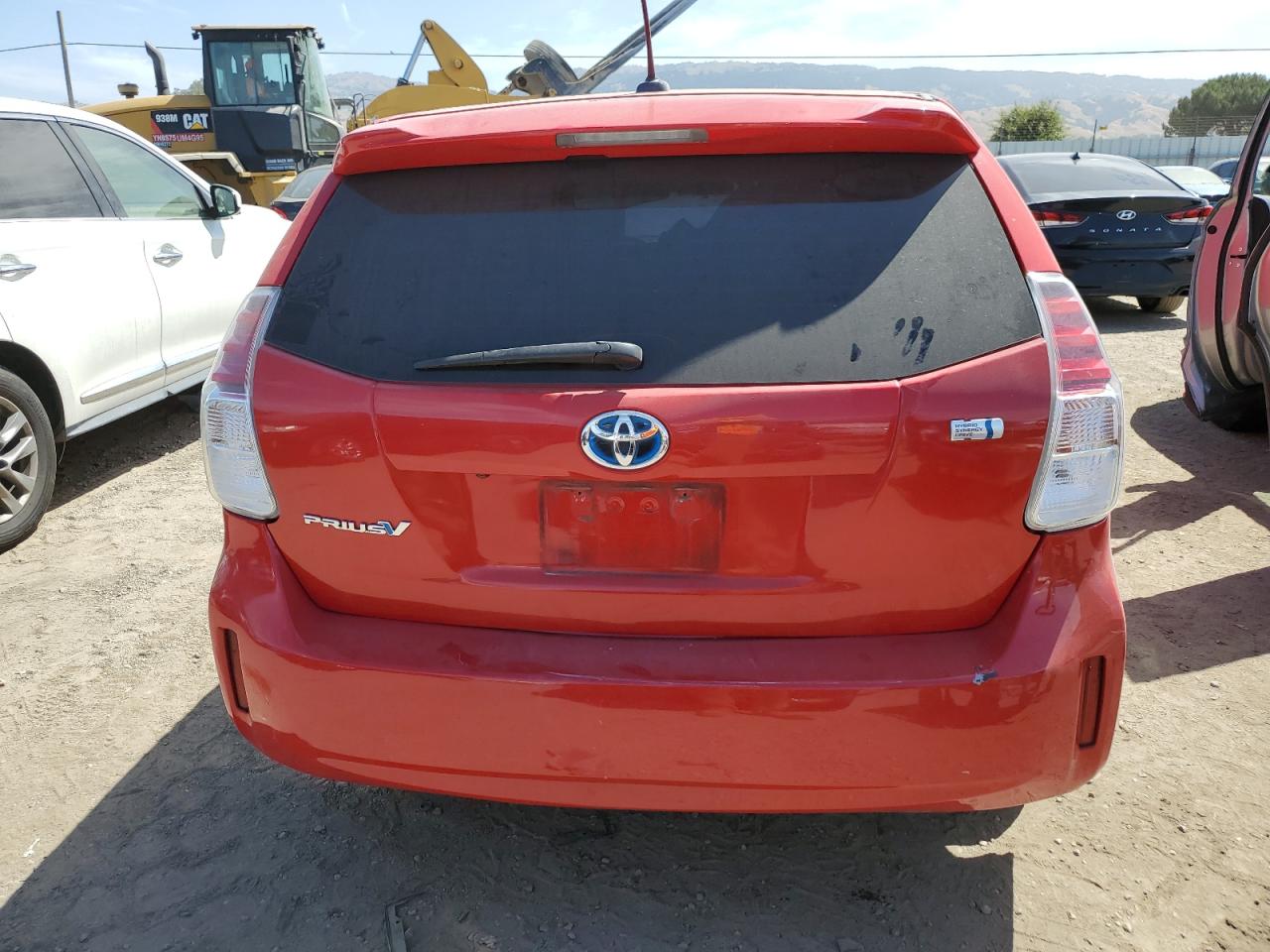 JTDZN3EU8GJ044015 2016 Toyota Prius V