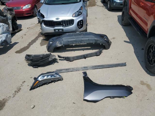 2019 TOYOTA RAV4 XLE - JTMW1RFV6KJ004663
