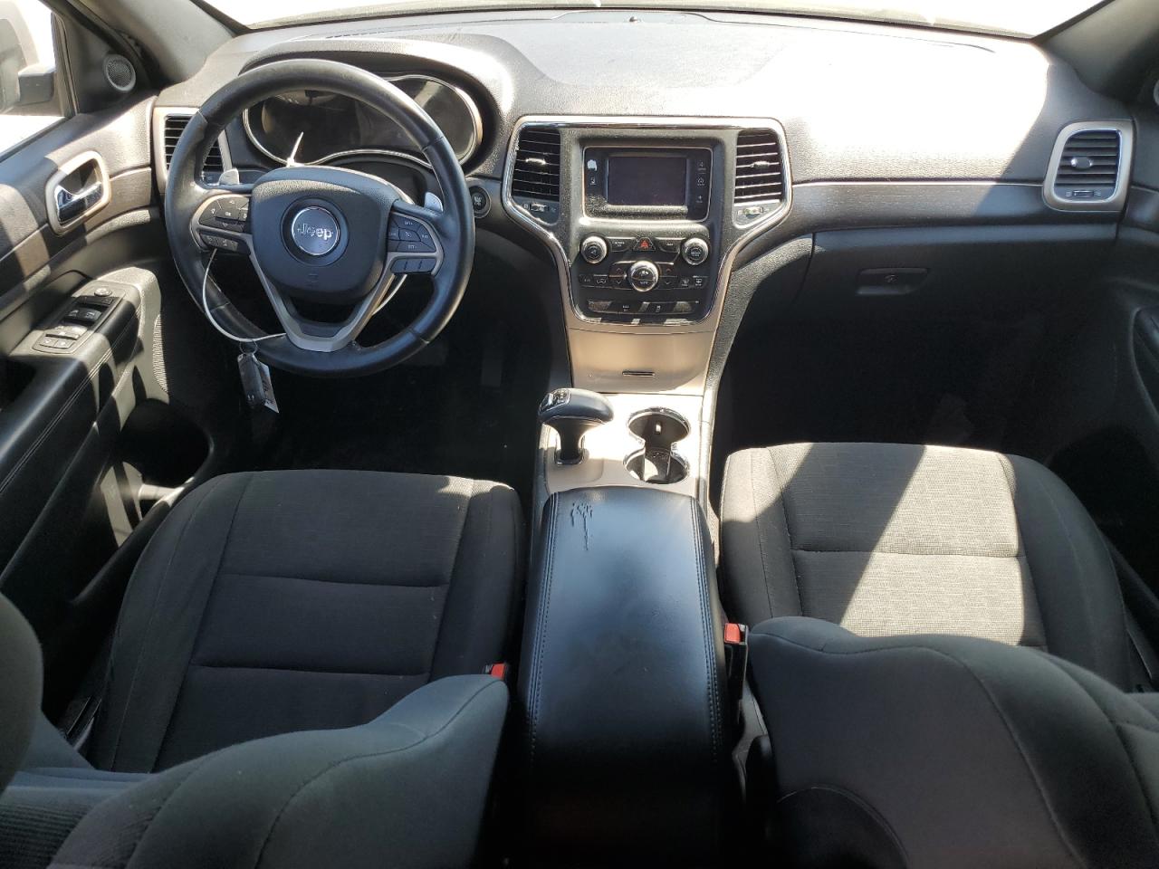 1C4RJEAG0EC472458 2014 Jeep Grand Cherokee Laredo