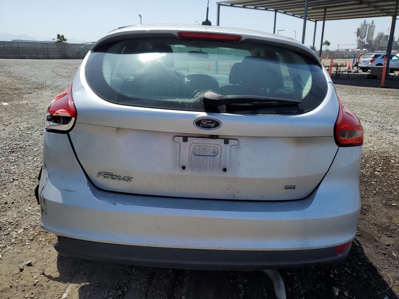 1FADP3K29JL295117 2018 Ford Focus Se