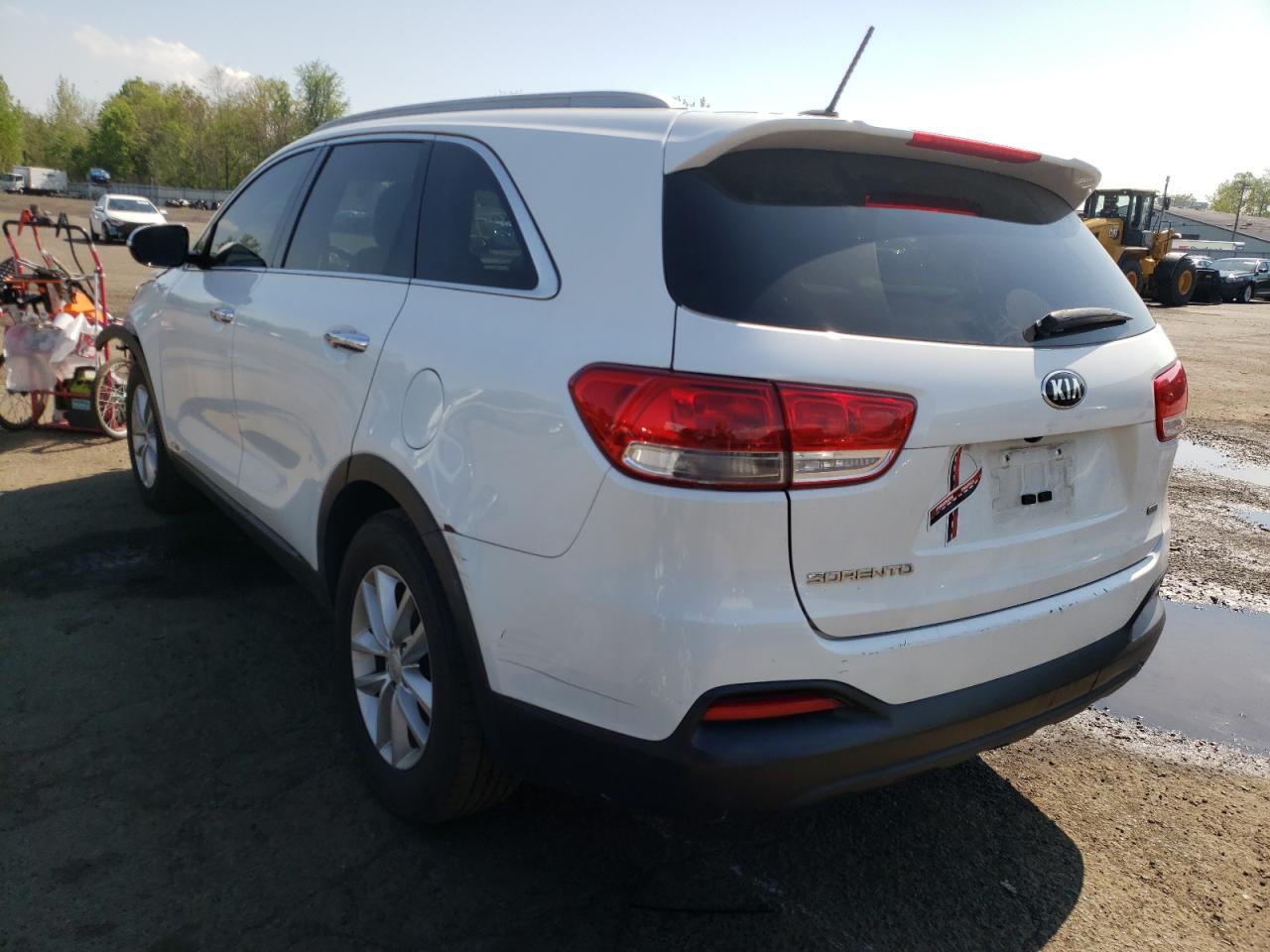 5XYPGDA34HG332510 2017 Kia Sorento Lx