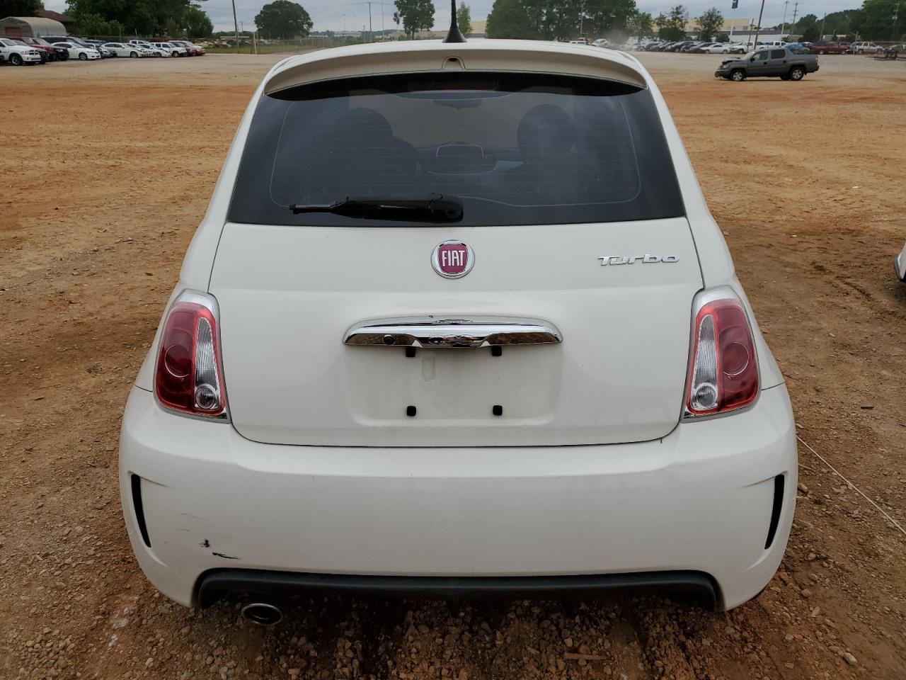 3C3CFFKH0JT377616 2018 Fiat 500 Pop