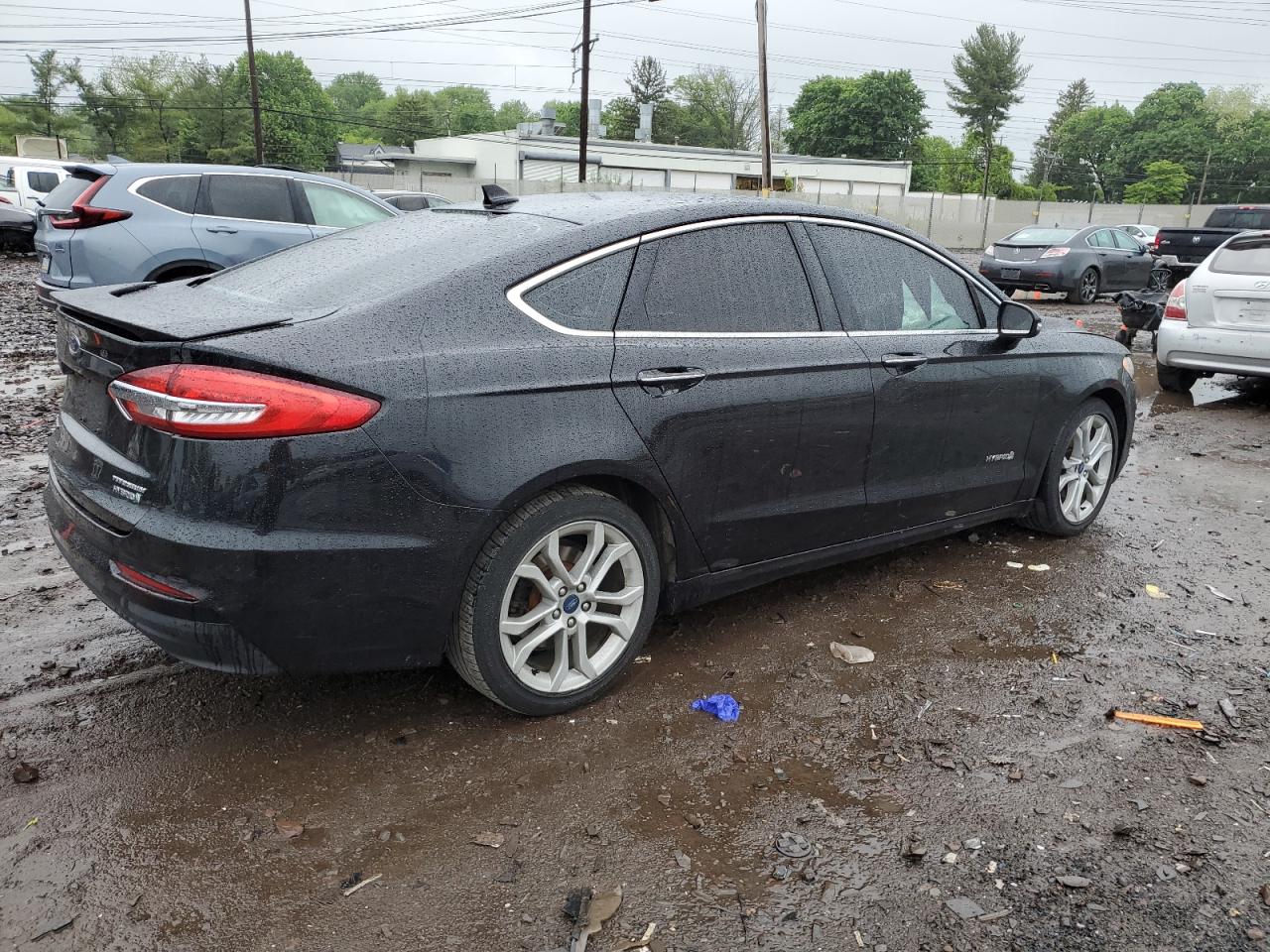 3FA6P0RU2KR119026 2019 Ford Fusion Titanium