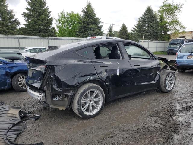 7SAYGDEE7PA077082 Tesla Model Y  3