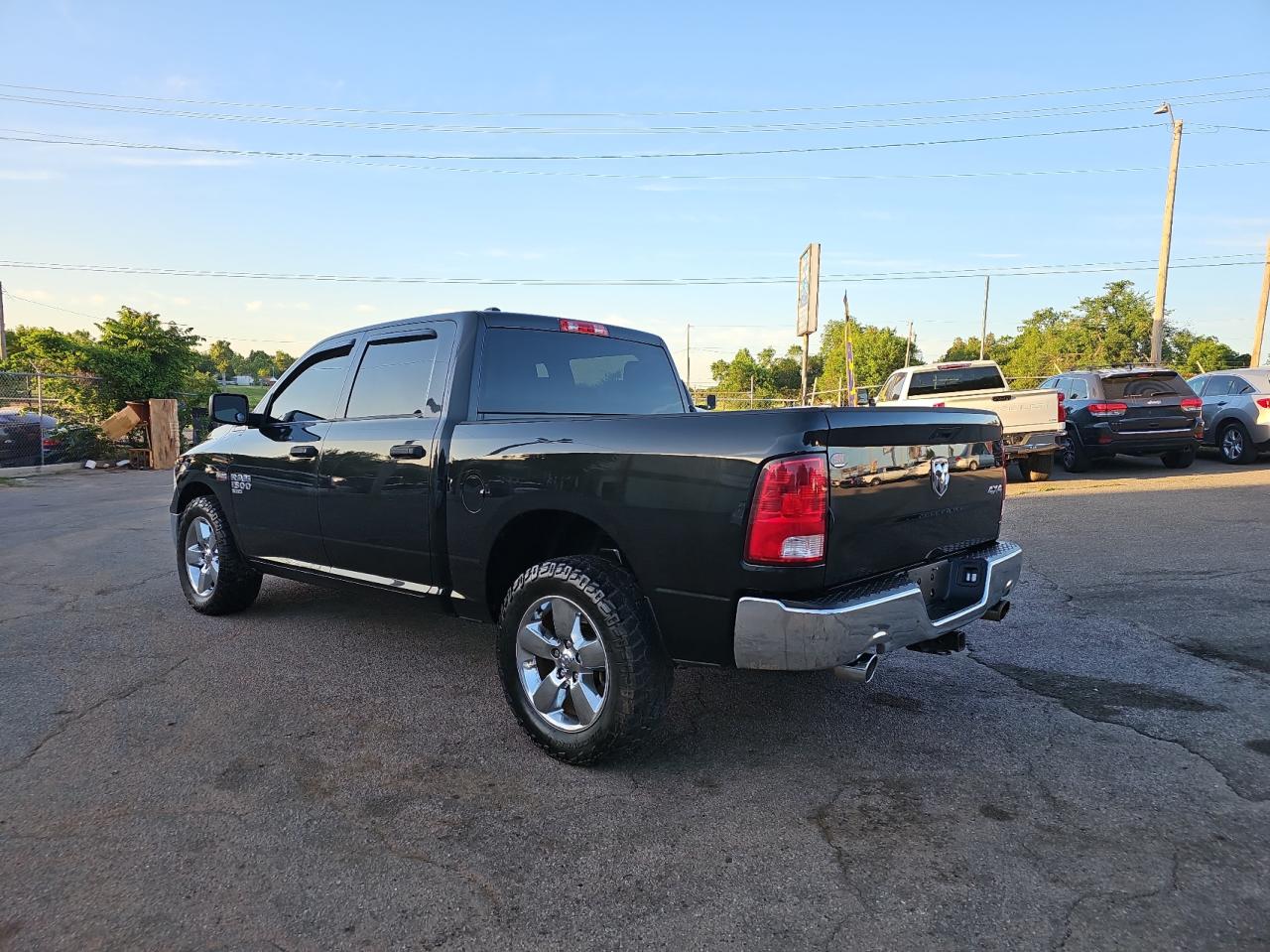 2019 Ram 1500 Classic Tradesman vin: 1C6RR7KT7KS518148