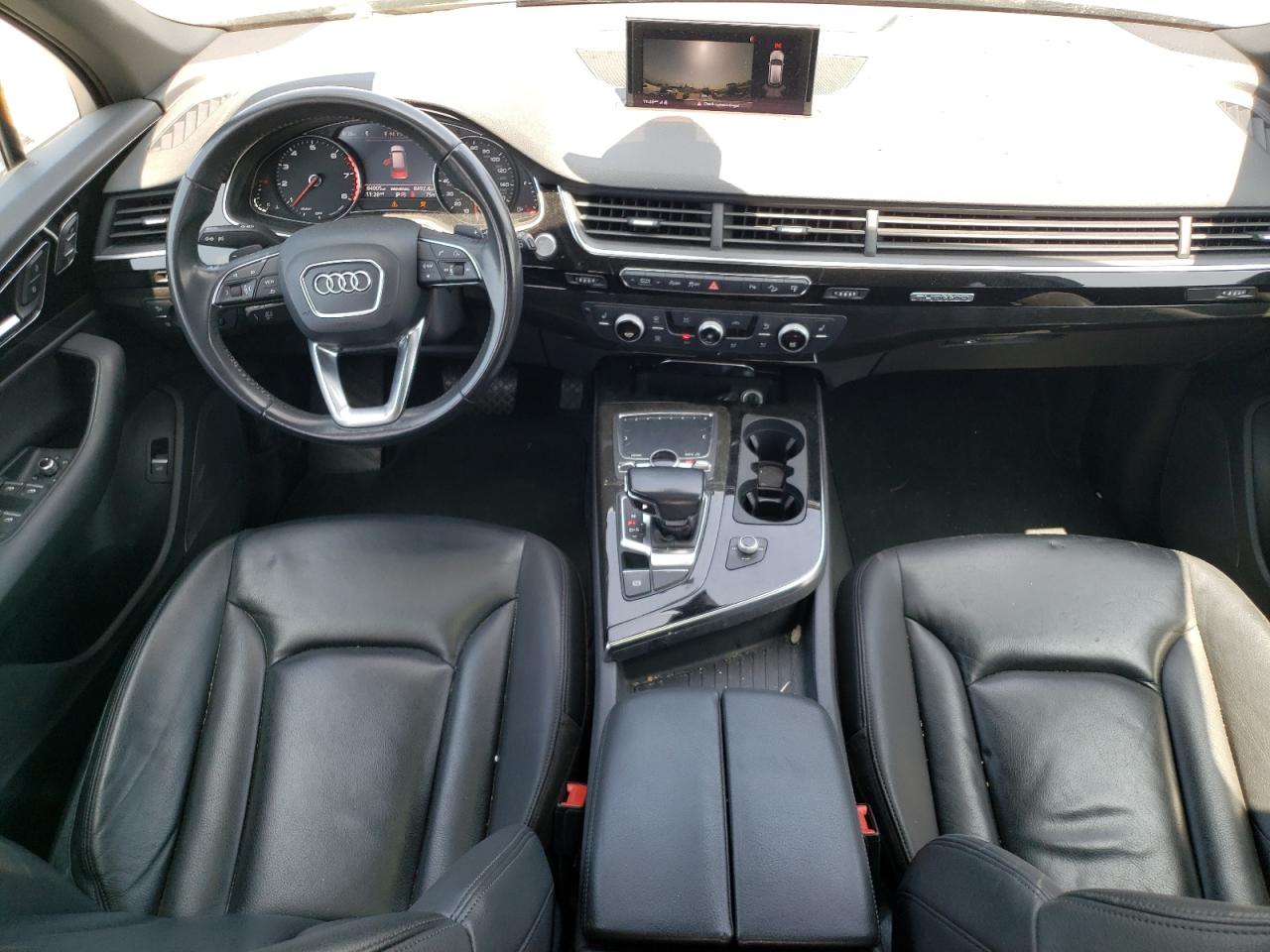 WA1AAAF72HD055110 2017 Audi Q7 Premium