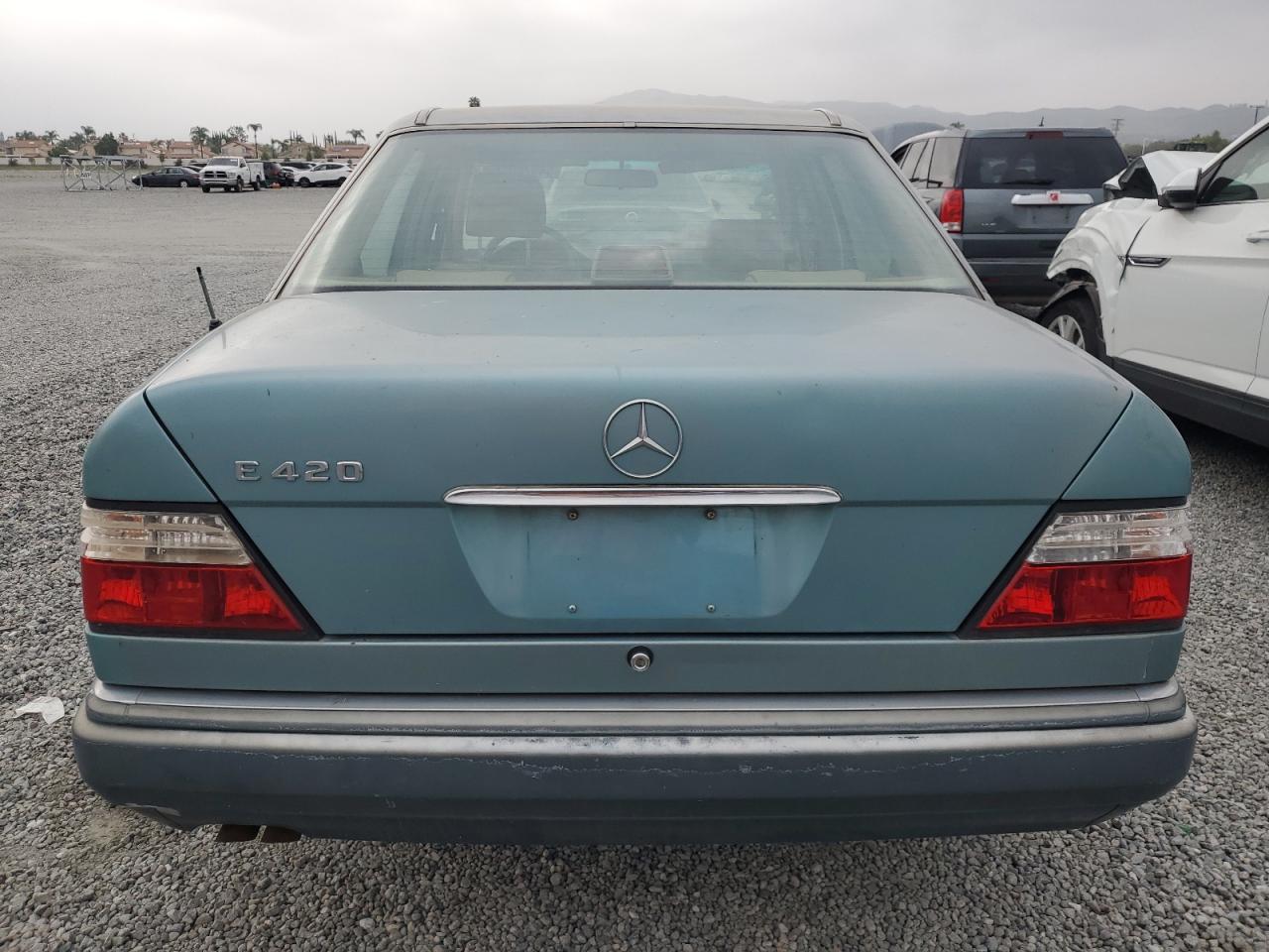 WDBEA34EXRC072831 1994 Mercedes-Benz E 420