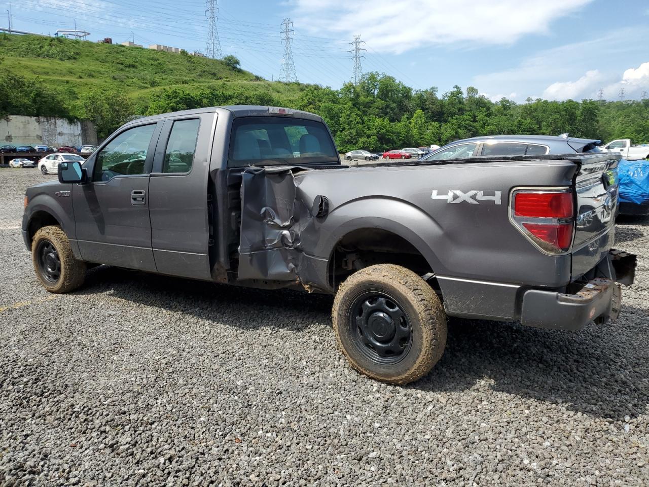 1FTFX1EF9DKF08535 2013 Ford F150 Super Cab